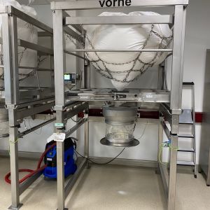 bbe-system-mit-waegezellen.jpg Wägezellen für Big-Bag-Systeme: Exakte Gewichtsermittlung beim Entleeren großer Big Bags.