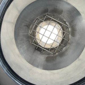 Einfache Anbindung des Big Bags an den Produktionsprozess: manuell oder pneumatisch.