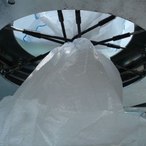 Einfache und sichere Big Bag Verschlusssysteme für den industriellen Einsatz.