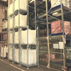 BOP Big Bag Rack: Lagerungssystem für große Lasten, mit Gabelstapler leicht zu bewegen.
