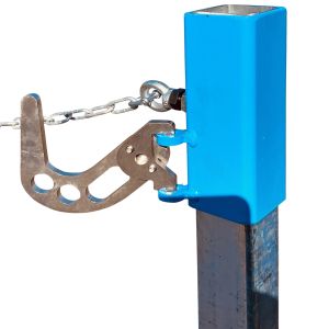 Robustes Big Bag Gestell mit Schnellauslösung und höhenverstellbaren Haken, für flexible Big Bag Größen.