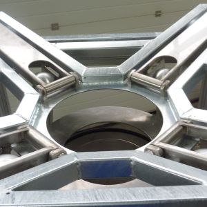 Big Bag Entleerung mit Vibration: Paddel verbessern Materialfluss für schwerfließende Güter.